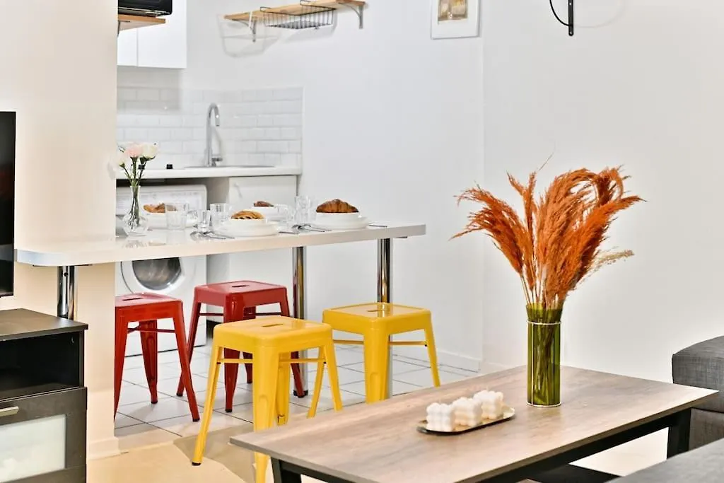 Appartement Proche Canal Saint Martin Paris Apartment