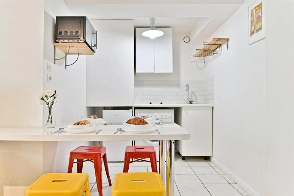 Apartment Appartement Proche Canal Saint Martin Paris